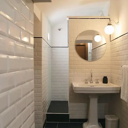 Spacious & Quiet Miracle In Trastevere * Rome